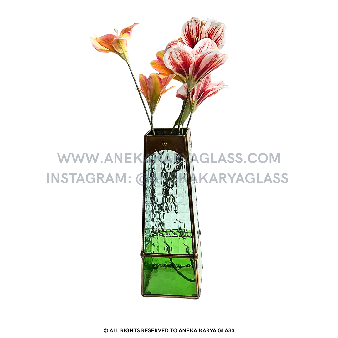 FN S4 Colored Glass Vase